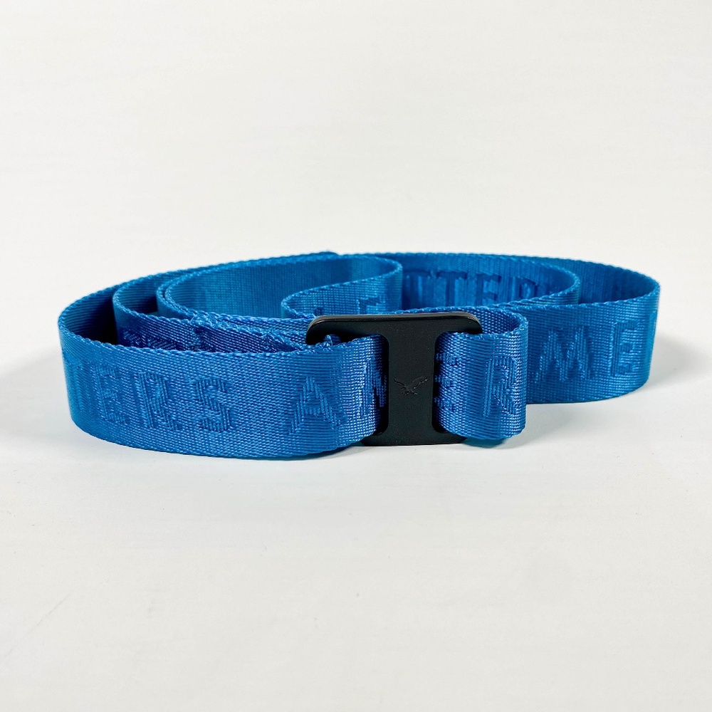 AEO American Eagle Outfitters Blue Nylon Minimalist Belt With Black Clasp